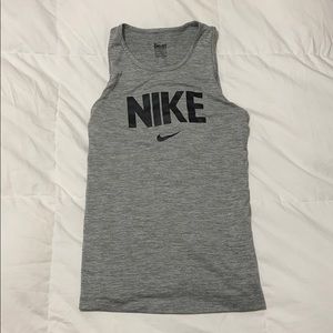 Women’s Nike gray muscle tank top
